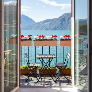  Apartment Deluxe Finestra Sul